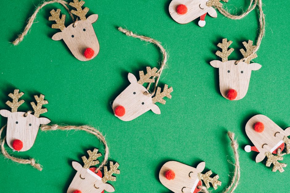 Ornament Craft with a playful photo corner — celebrations · Christmas
