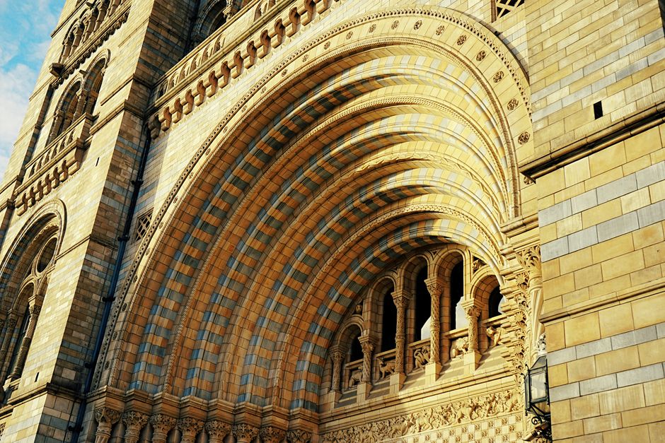 20 Self-Guided Architecture Walk ideas worth adding to a real itinerary
