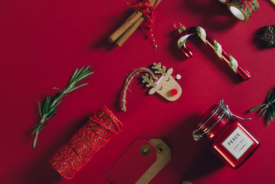 Ornament Craft with a surprise reveal — celebrations · Christmas