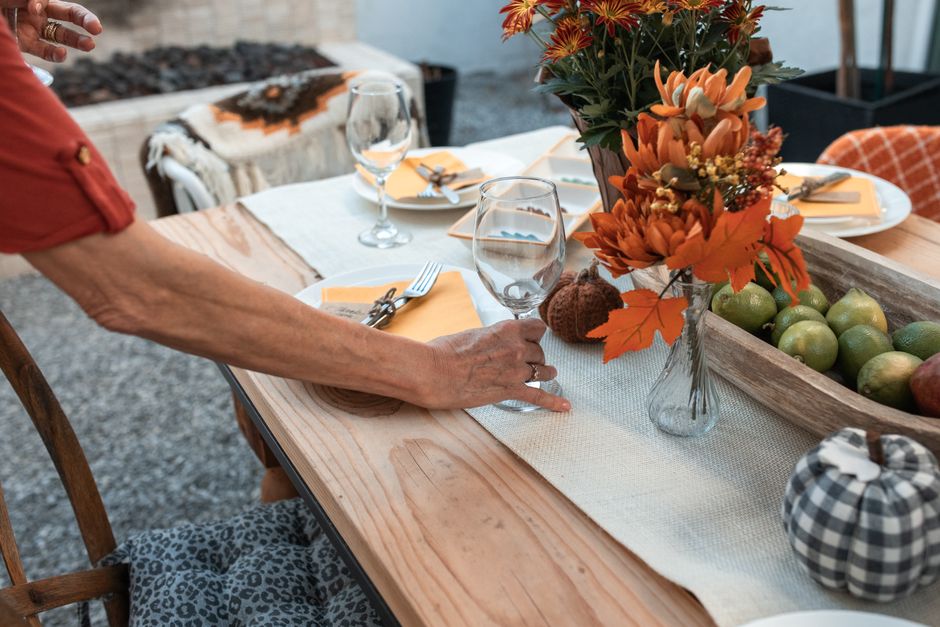 Harvest Table Runner with a DIY finishing piece — celebrations · Thanksgiving