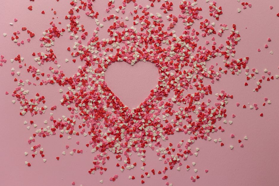 20 welcome valentine's day details guests notice immediately