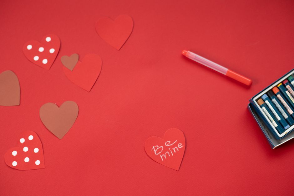 memory-making valentine's day touches worth keeping with a DIY finishing piece — celebrations · Valentine's Day