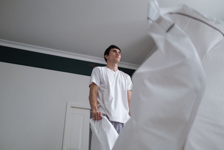 Bed-Making Loop for a recovery day — wellness · Morning Routines