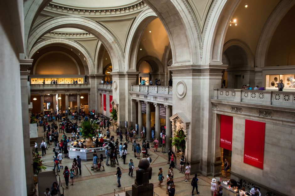 Museum Afternoon for a gentle evening — lifestyle · Dating