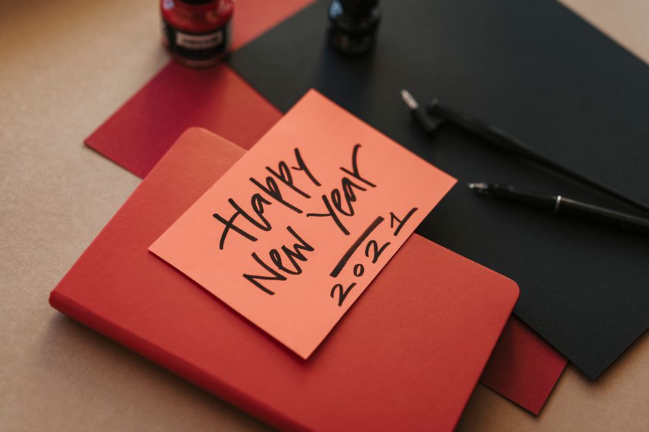 memory-making new year's touches worth keeping with a nostalgic detail — celebrations · New Year's