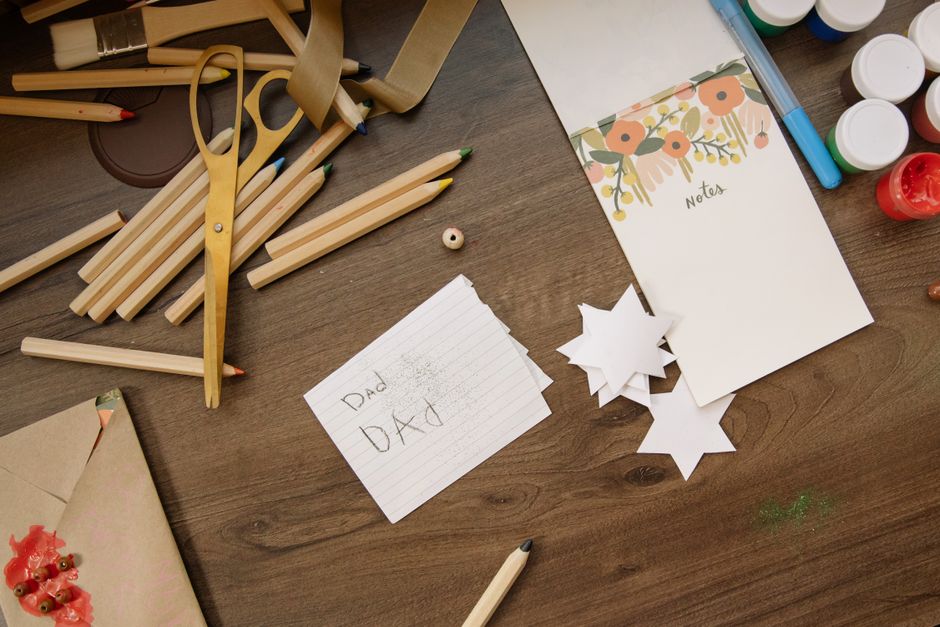 25 Handmade Card Station ideas for hosts running late