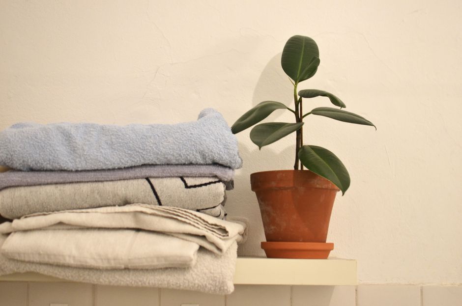 Linen Shelf with a soft linen layer — home · Organization
