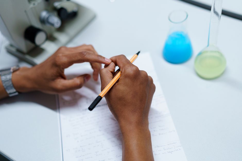 21 Research Brief Prompt ideas for automating repetitive work