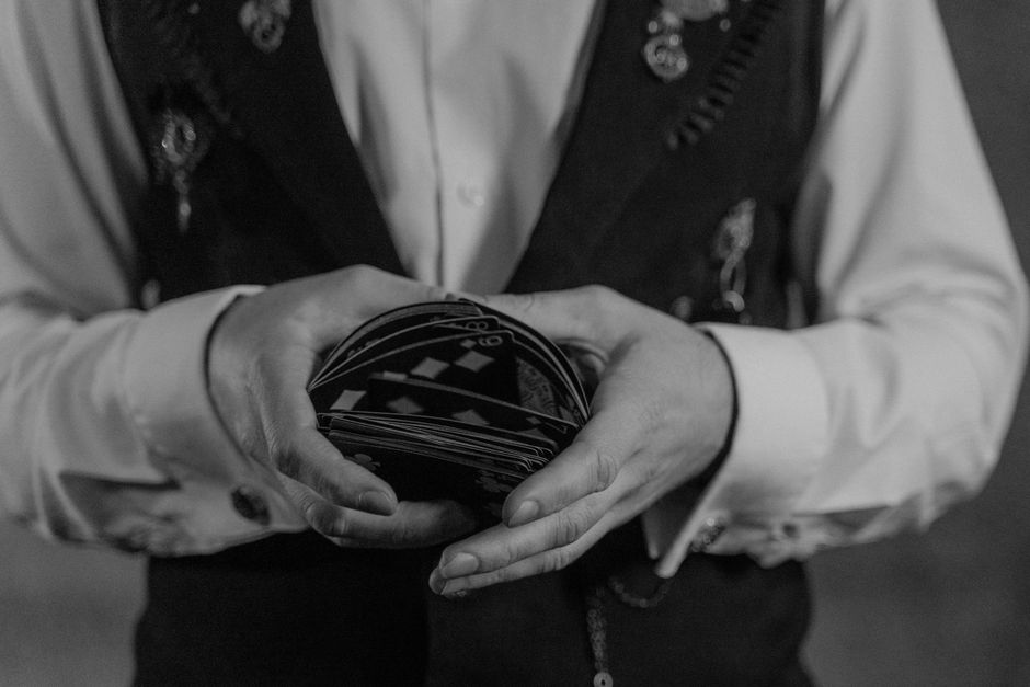 Learn A Card Trick around a local breakfast stop — travel · Things to Do