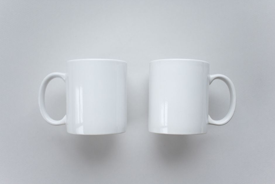 Painted Mug for set thoughtful gifting — diy-creativity · DIY Gifts