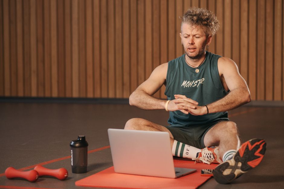 Dance Cardio during a screen break — wellness · Fitness