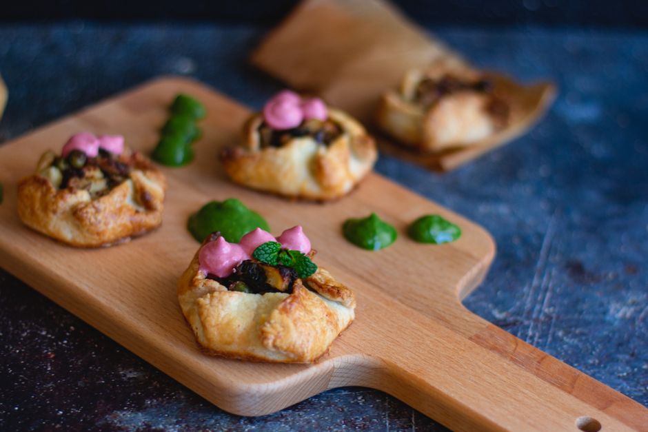 24 Pie Tasting Board ideas for edible decoration