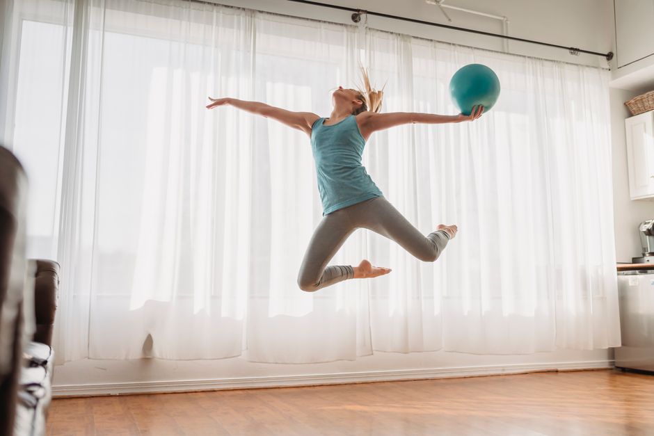 Dance Cardio during a five-minute pause — wellness · Fitness