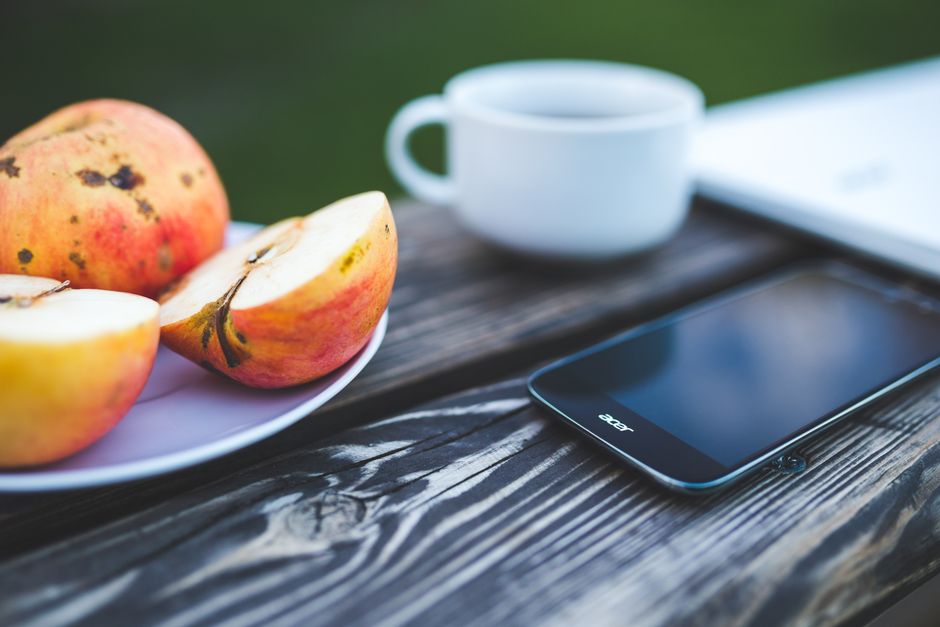 Phone-Free Tea Break for a low-pressure meetup — lifestyle · Self-Care