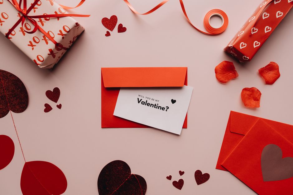 21 table valentine's day ideas that make the setting memorable