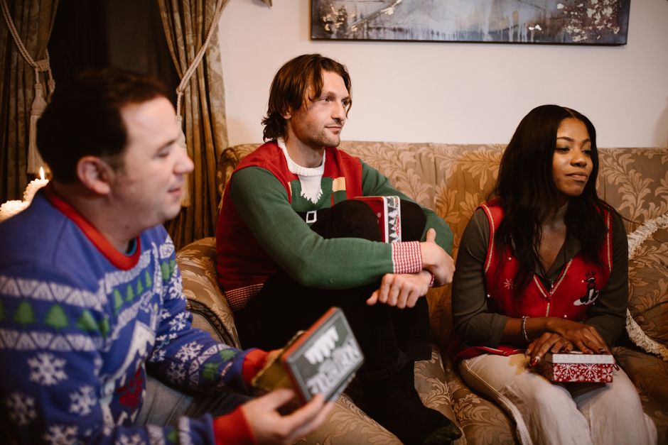Holiday Trivia Night for mixed ages — entertainment · Trivia