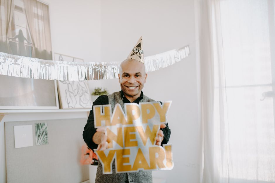 20 welcome new year's details guests notice immediately