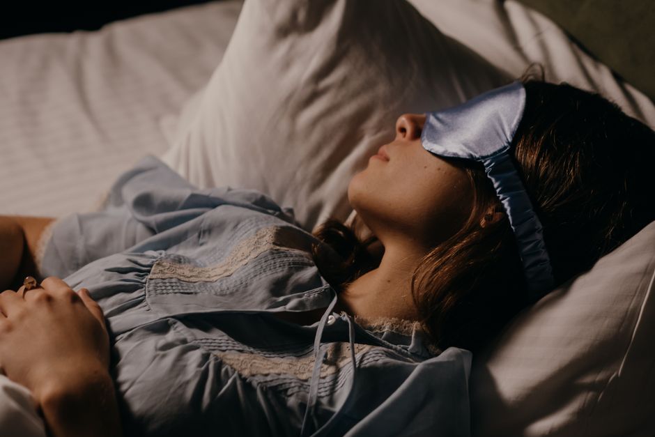 Sleep Consistency Plan for a peaceful lunch break — wellness · Healthy Lifestyle