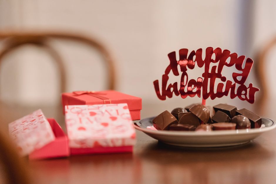 table valentine's day with a simple color story — celebrations · Valentine's Day