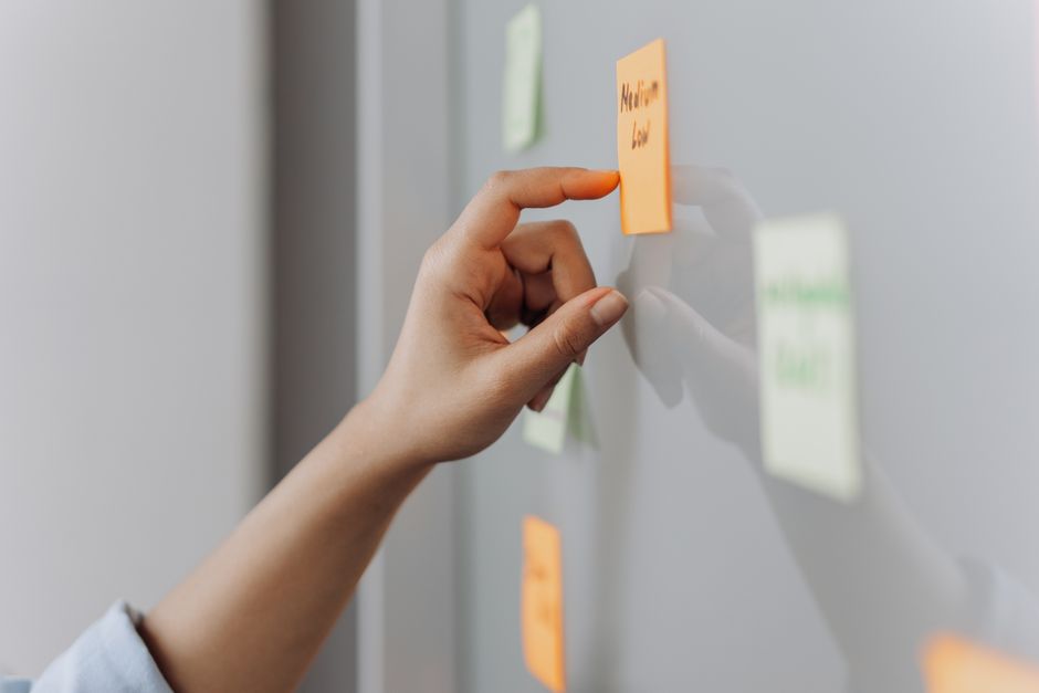 Brainstorming Board with a low-cost alternative — smart-life · AI