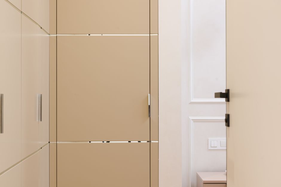 Doorway Geometry with a simple stencil — diy-creativity · Photography