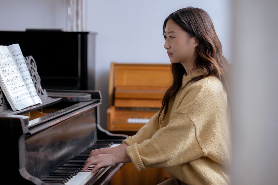 Piano-Focused Playlist for mixed ages — entertainment · Music