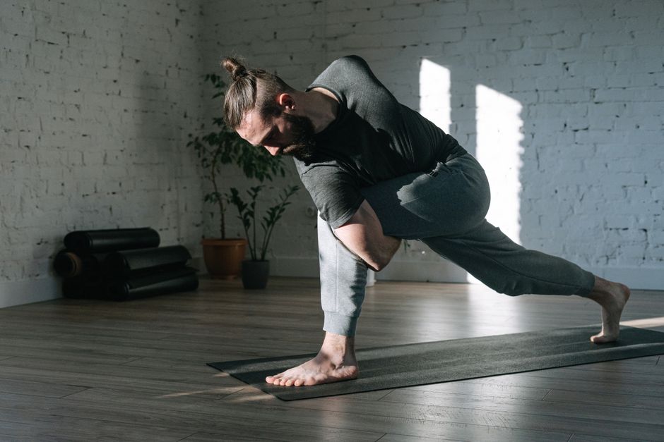 Mobility Flow for a short outdoor break — wellness · Fitness