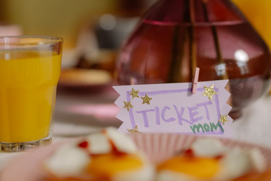 Breakfast Party with a surprise reveal — entertainment · Party Ideas