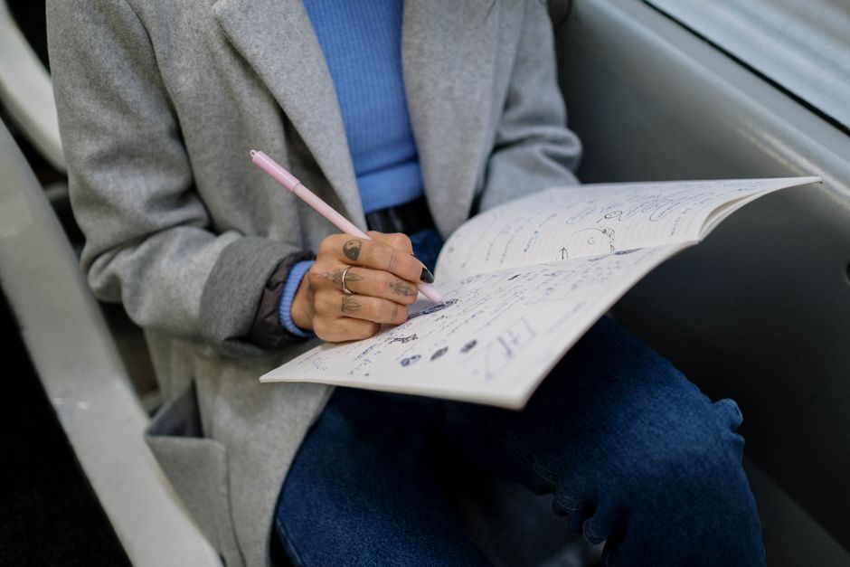Urban Sketchbook with less planning — lifestyle · Hobbies