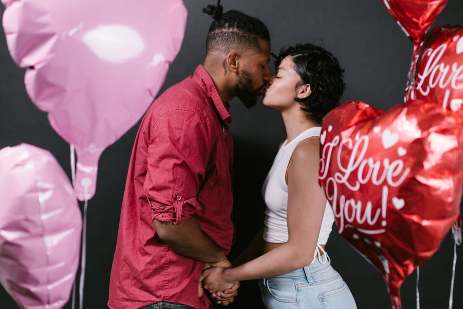 photo-moment valentine's day with a low-stress setup — celebrations · Valentine's Day