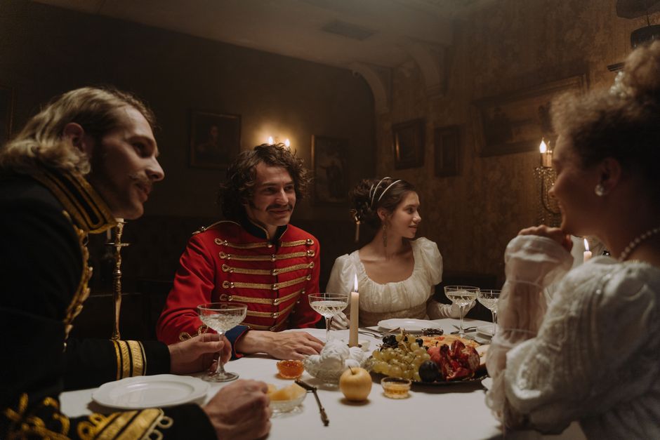 Mystery Dinner for a casual first date — entertainment · Party Ideas