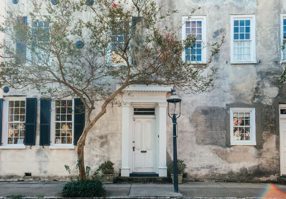 Savannah Squares for travelers who prefer small stops — travel · USA Travel
