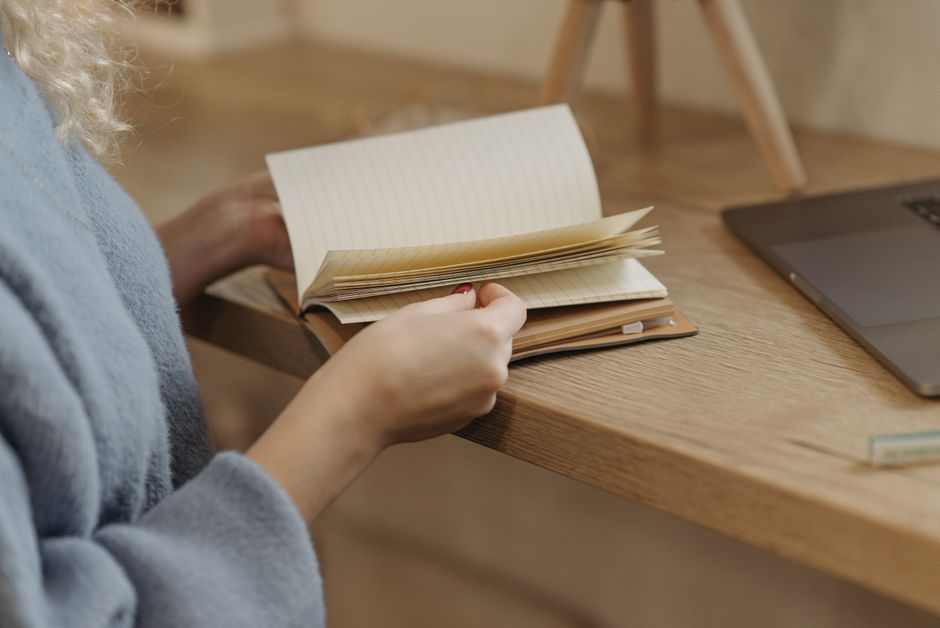 Morning Pages with a stitched detail — diy-creativity · Journaling