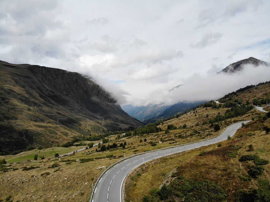 Quiet Café Route with a short walking route — travel · Solo Travel