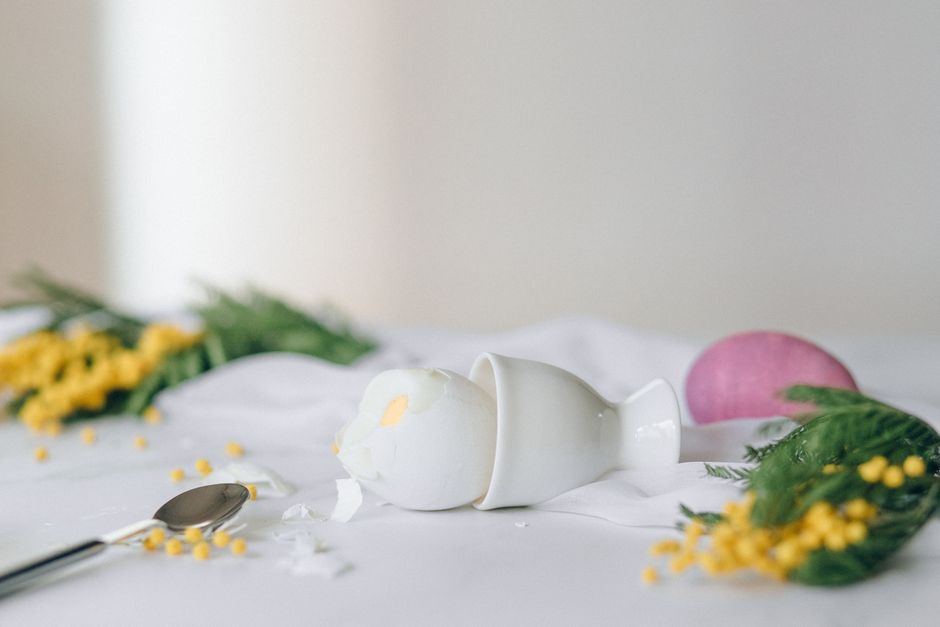 Egg-and-spoon relay warm-up