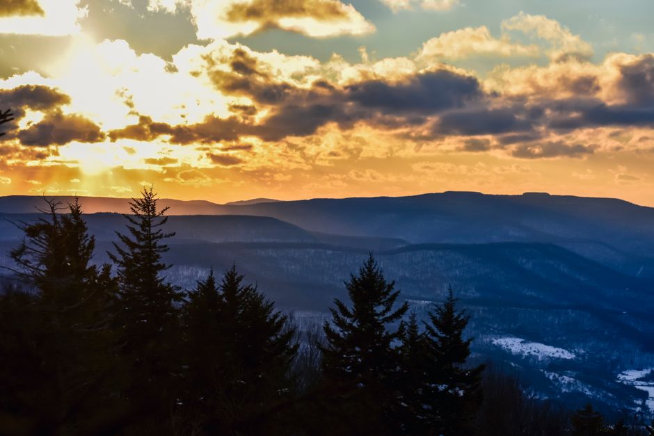 Sunset Overlook for a low-stress road day — travel · Couples Travel