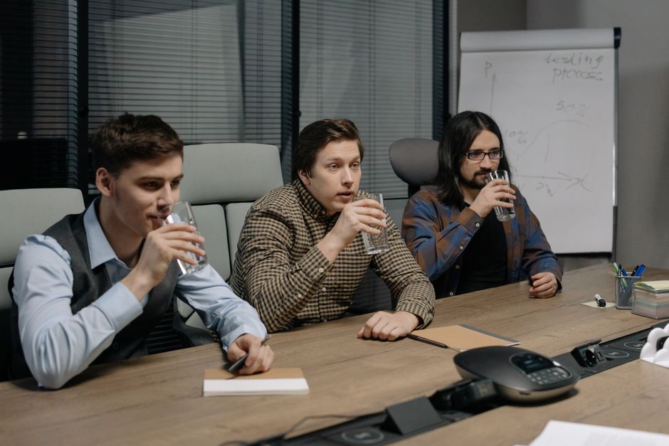 Clever Workplace Comedy for a quiet night in — entertainment · Movies & TV