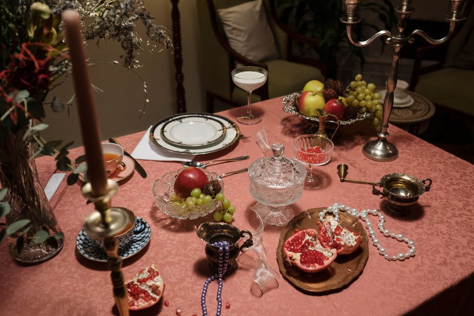 Mystery Dinner around a homemade prize — entertainment · Party Ideas