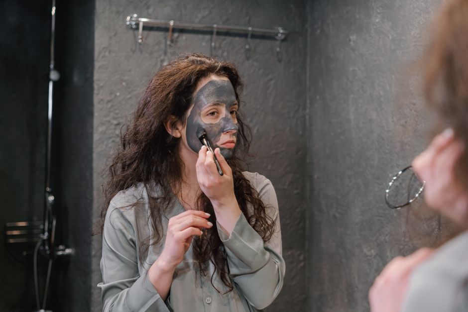 Face-Mask Evening with a friend nearby — lifestyle · Self-Care