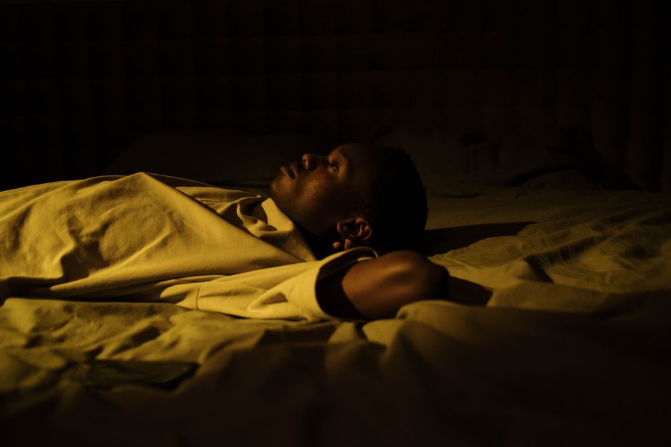 Fresh-Sheet Night for a meaningful pause — lifestyle · Self-Care