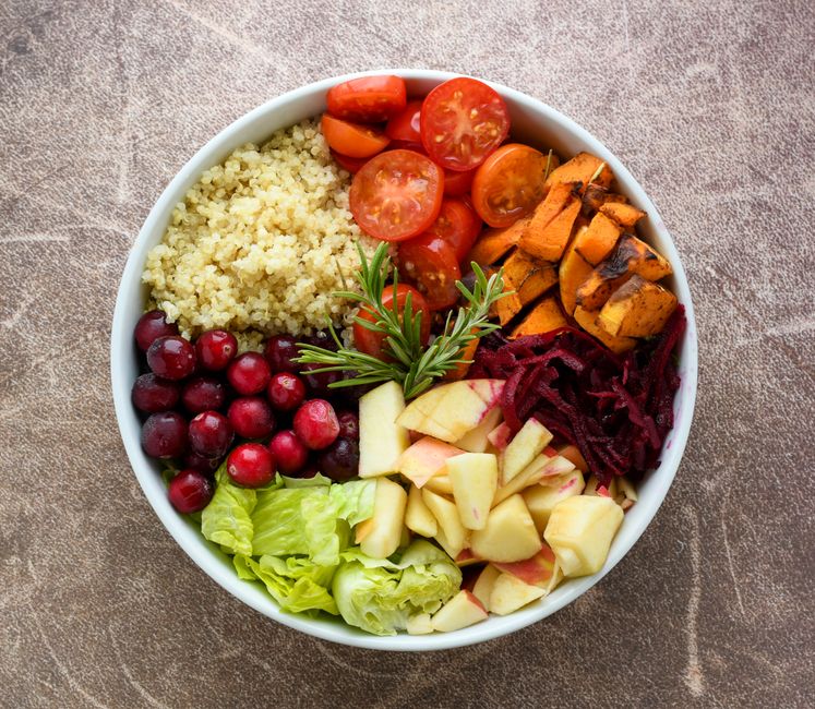 Greek Quinoa Bowl with hummus and cucumber — food · Lunch Ideas