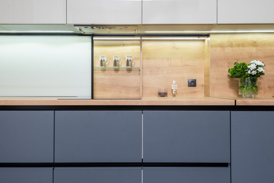20 Mixed-Material Kitchen ideas
