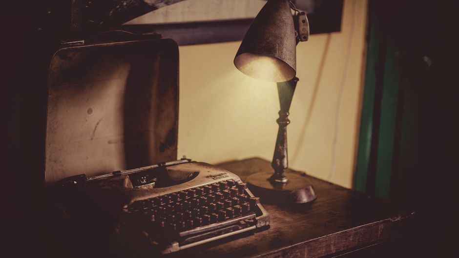Desk Lamp for a phone-free focus block — smart-life · Gadgets