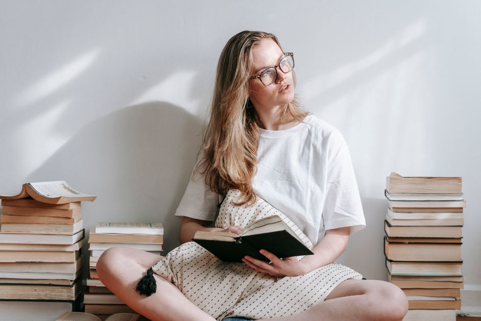 Bookish Brainteaser around a homemade prize — entertainment · Trivia
