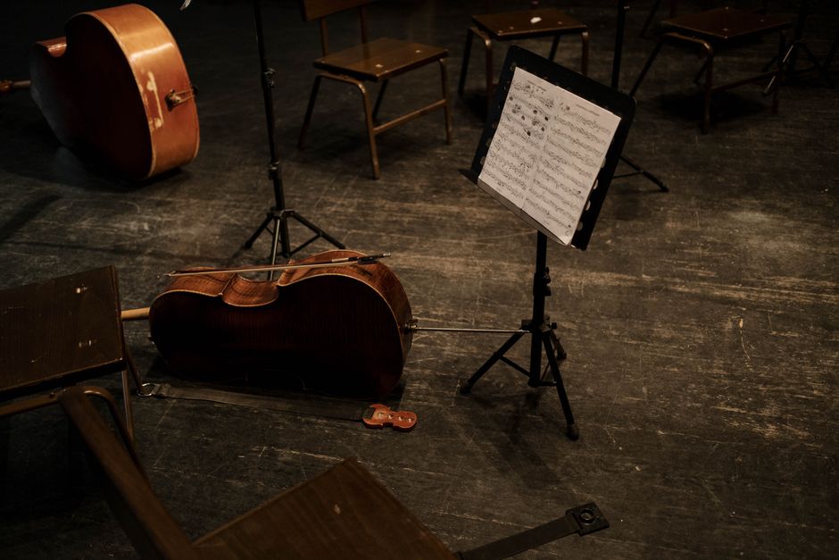 Quiet Music Break with a gentle stretch — wellness · Relaxation