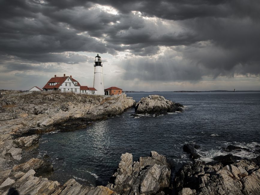 27 Maine Lighthouse Drive ideas for rainy weather
