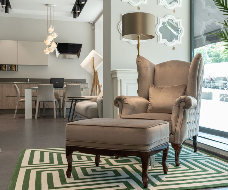 Accent Chair with a space-saving arrangement — home · Living Rooms