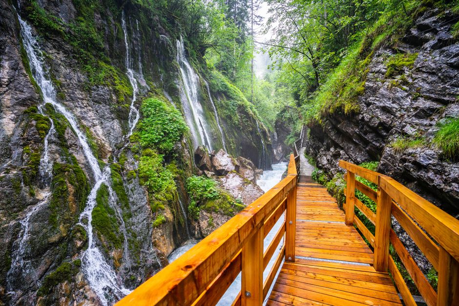 Easy Waterfall Trail for a photo-focused outing — travel · Family Travel