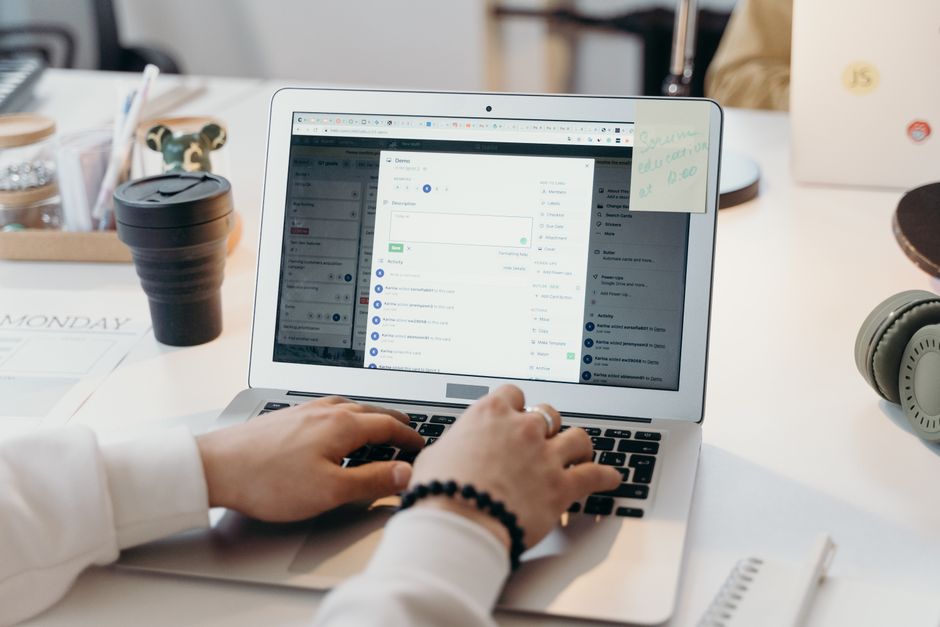 25 Email Window ideas for practical AI help