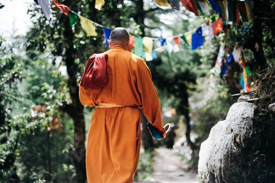 outdoor walking & outdoor rituals that get you into fresh air after a late night after a late night — wellness · Walking & Outdoor